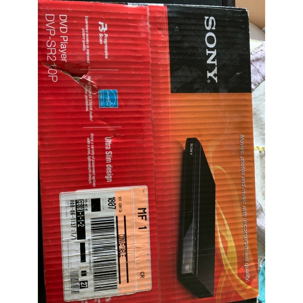 New Sony DVP-SR210P DVD Player Progressive Scan &
